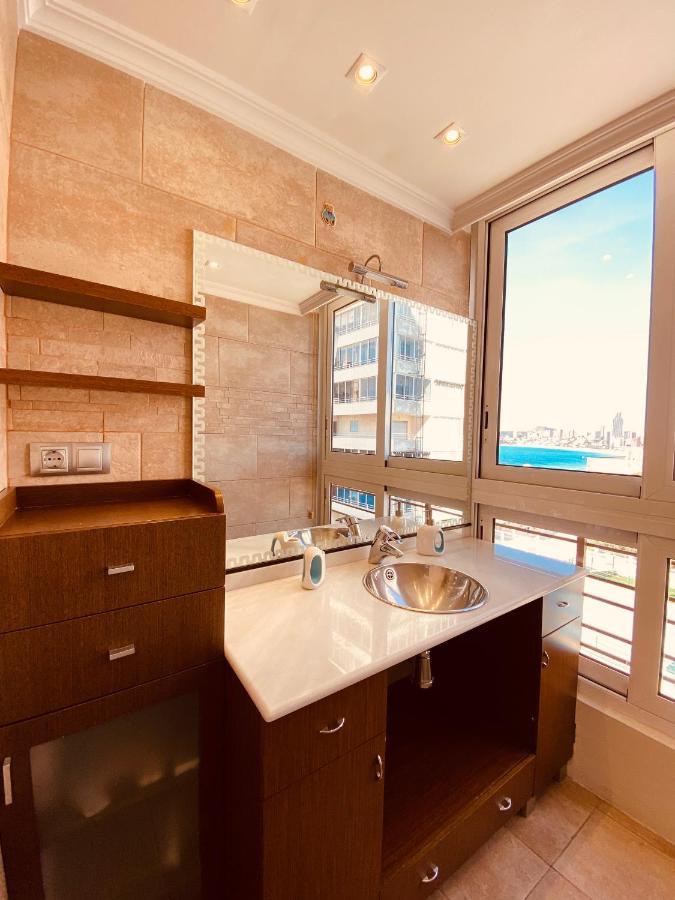 Be Luxury Apartment 20 Mts From The Beach 베니돔 외부 사진