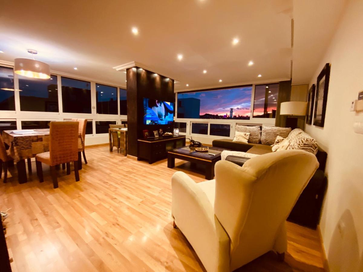 Be Luxury Apartment 20 Mts From The Beach 베니돔 외부 사진