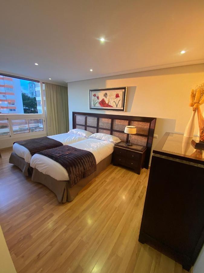 Be Luxury Apartment 20 Mts From The Beach 베니돔 외부 사진